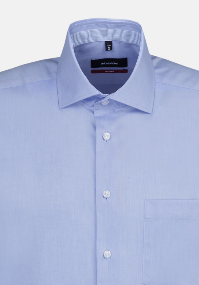 Non-iron Chambray Short sleeve Business Shirt in Regular with Kent-Collar in Light Blue |  Seidensticker Onlineshop