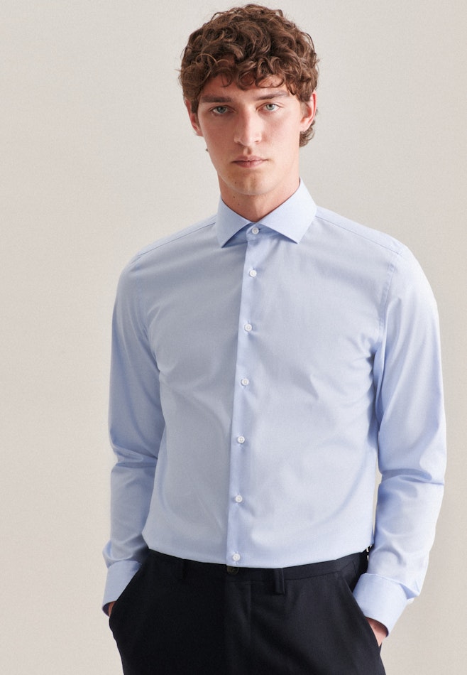 Non-iron Poplin Business Shirt in Slim with Kent-Collar in Light Blue | Seidensticker online shop