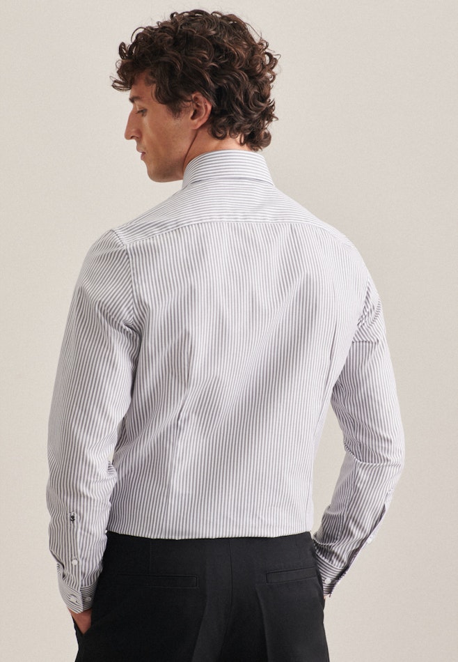 Non-iron Poplin Business Shirt in Slim with Kent-Collar in Grey | Seidensticker online shop