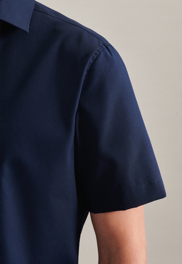 Non-iron Poplin Short sleeve Business Shirt in Slim with Kent-Collar in Dark Blue |  Seidensticker Onlineshop