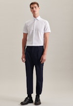 Non-iron Poplin Short sleeve Business Shirt in Slim with Kent-Collar in White |  Seidensticker Onlineshop