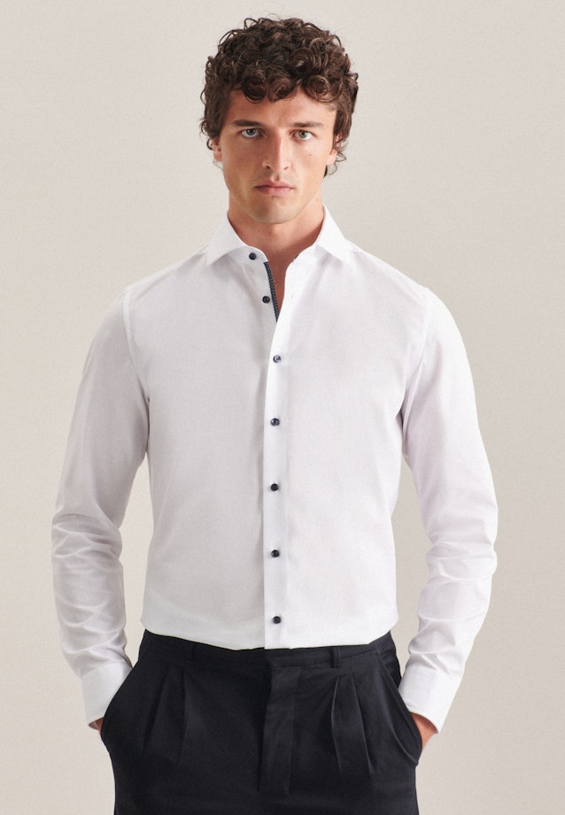 Bügelfreies Fil a fil Business Hemd in Slim mit Kentkragen in Weiß |  Seidensticker Onlineshop